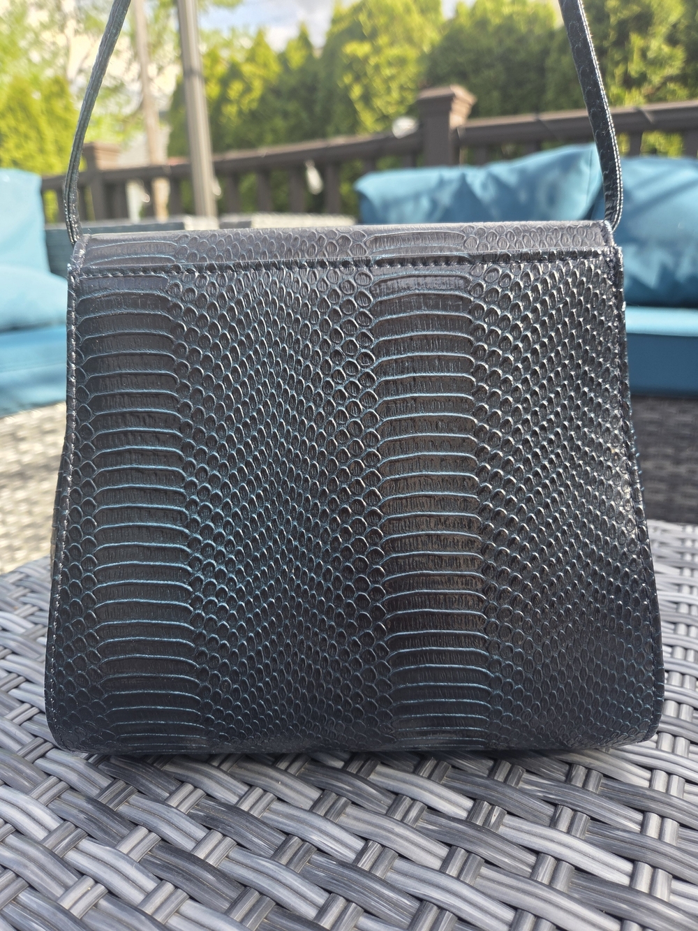 Dark Green reptile-inspired Crossbody Bag - Picture 4 of 7